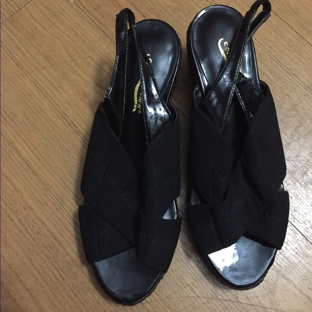 Black shoes.